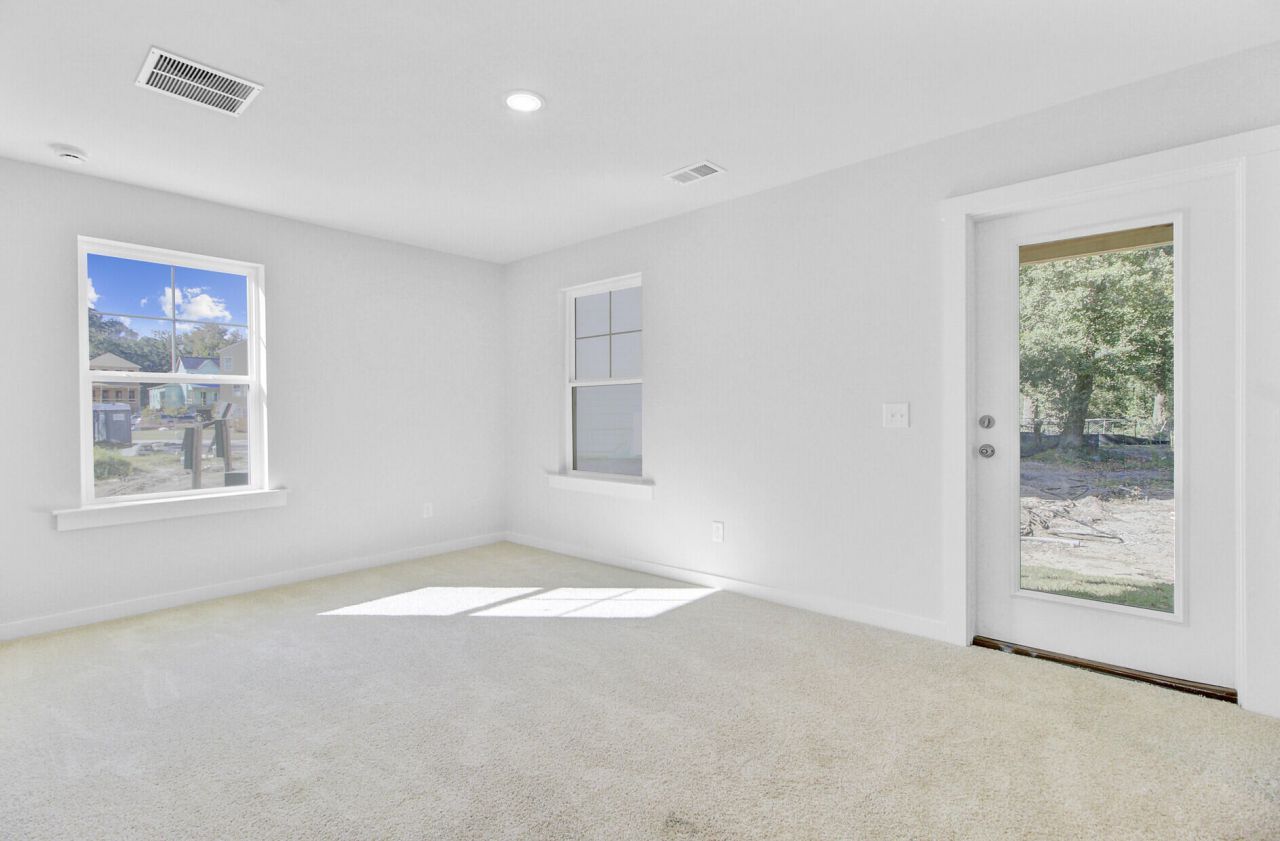 505 Caledon Court Photo 45