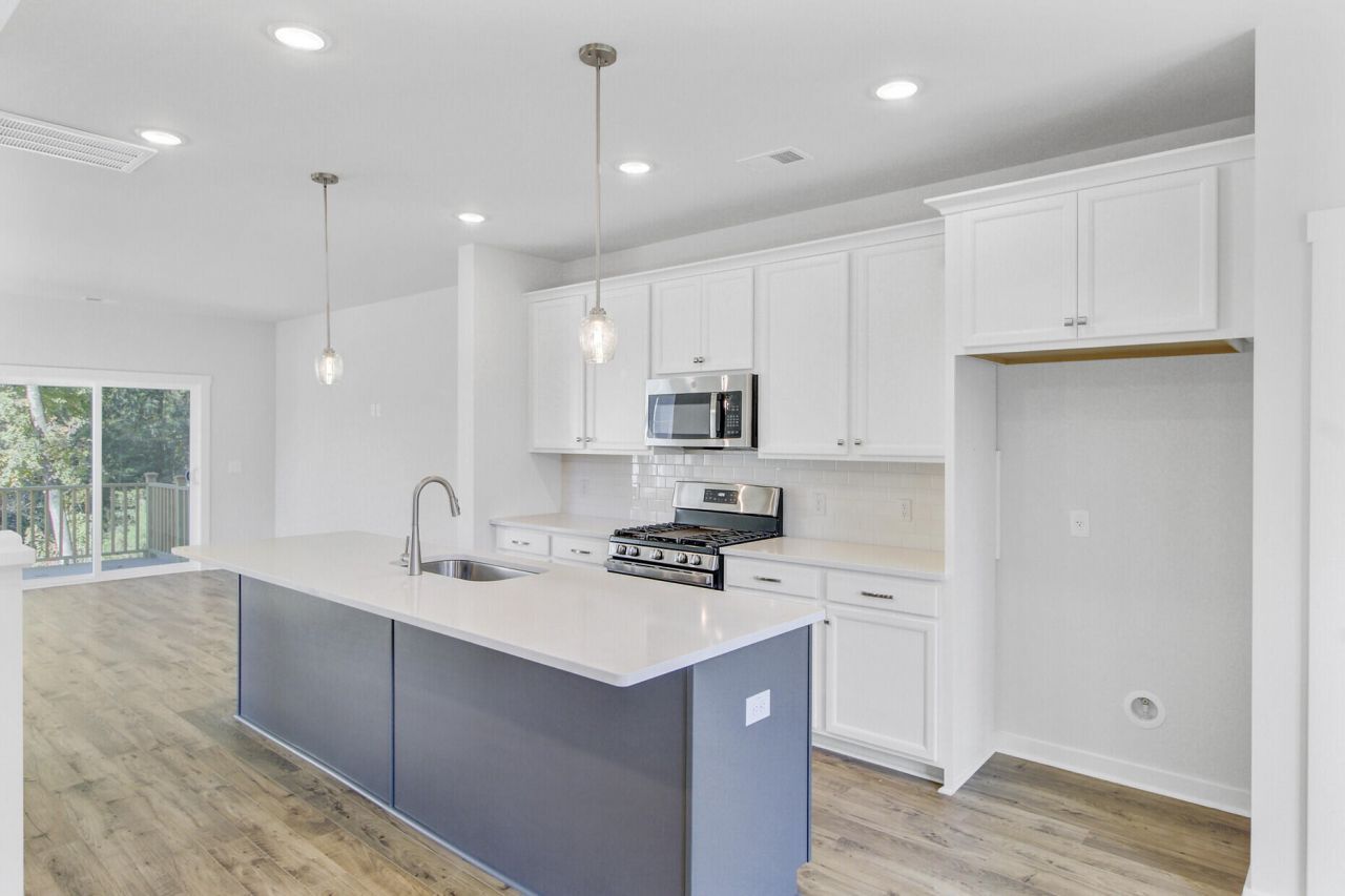 505 Caledon Court Photo 5