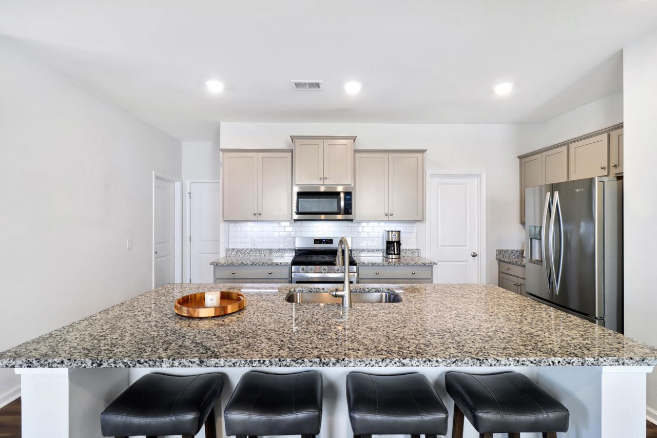 1048 Sago Palm Court Photo 13