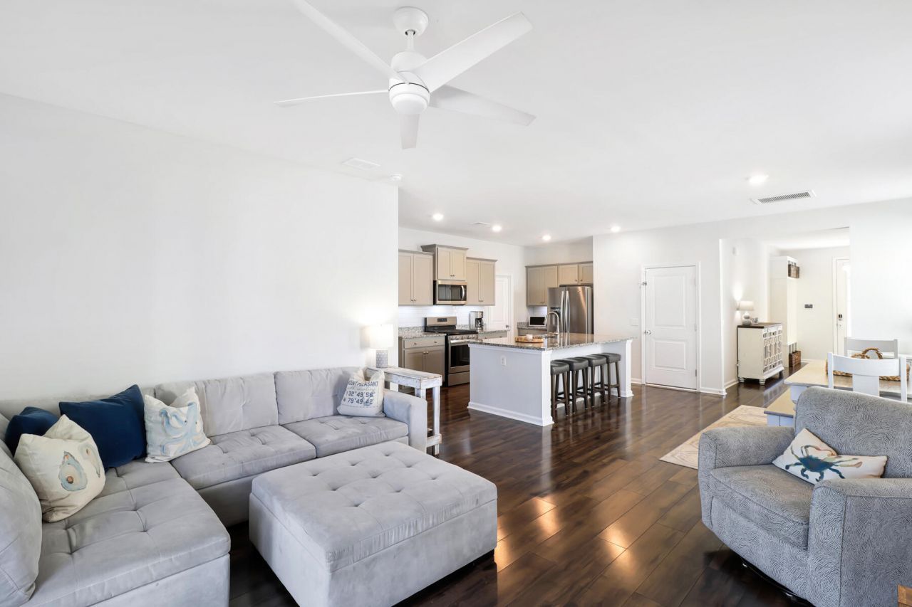 1048 Sago Palm Court Photo 15