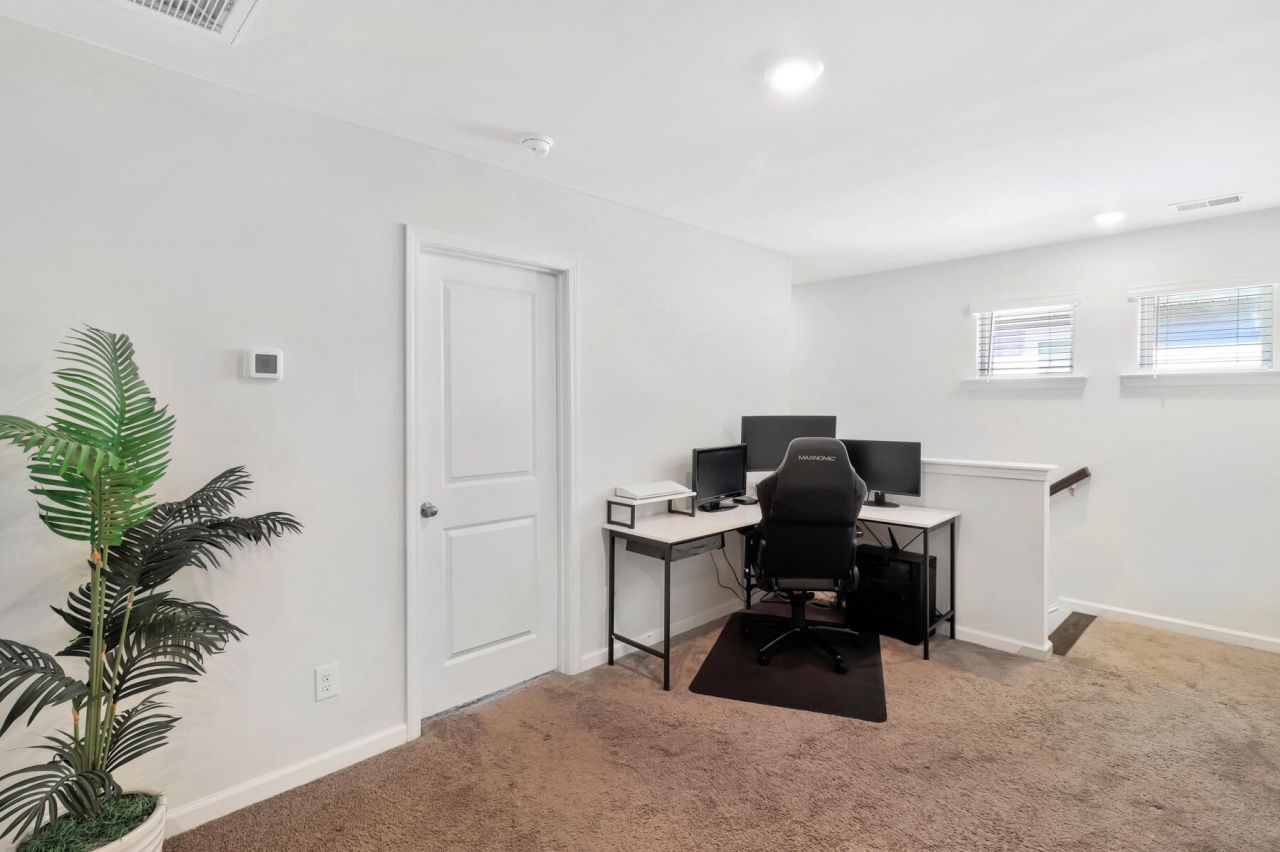 1048 Sago Palm Court Photo 26