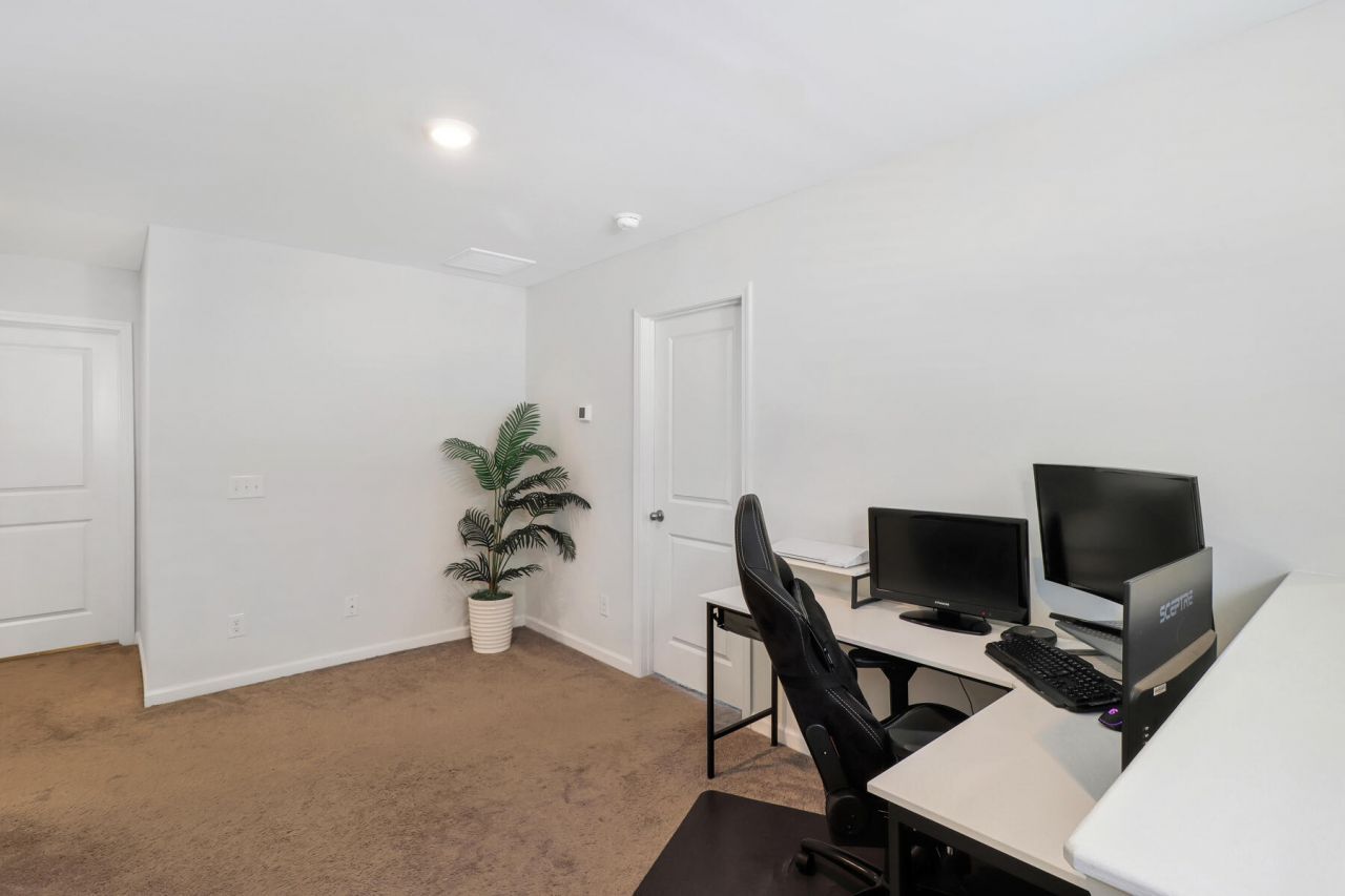 1048 Sago Palm Court Photo 27