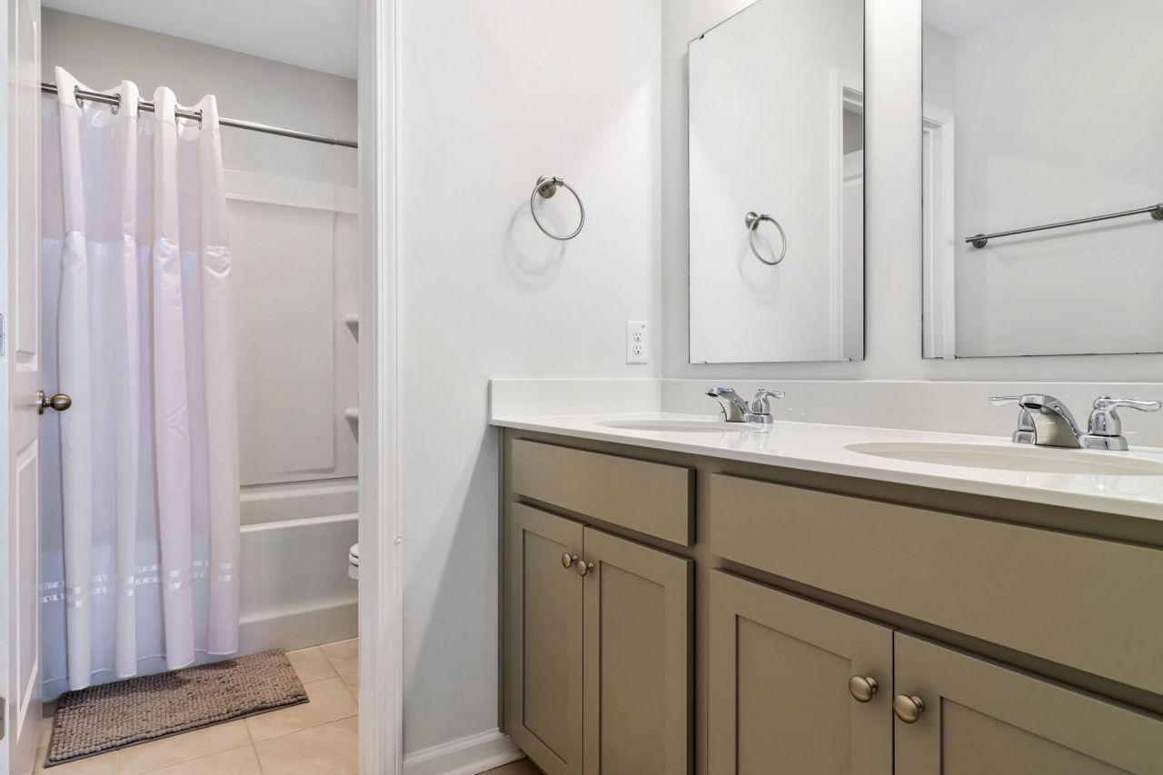 1048 Sago Palm Court Photo 34