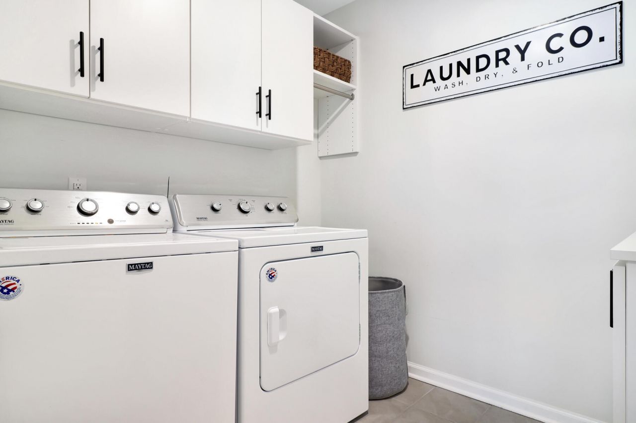 1048 Sago Palm Court Photo 34