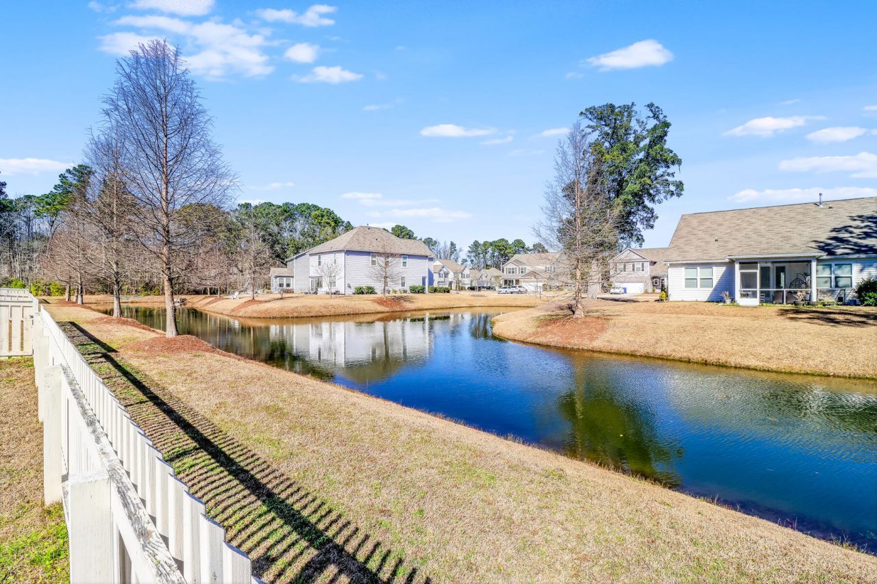 1048 Sago Palm Court Photo 5