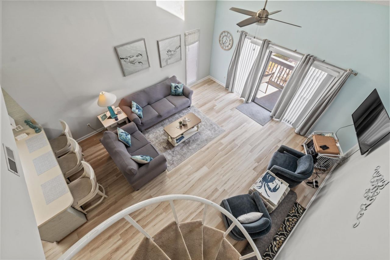 1890 Colony Dr. Photo 24