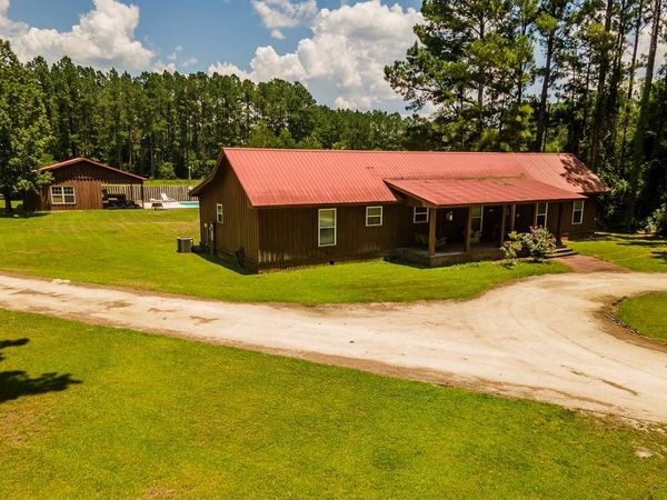 254 Coffee County Club Road, Hortense, GA 31543