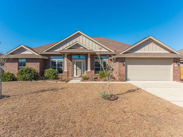 6223 Ithaca St, Milton, FL 32570