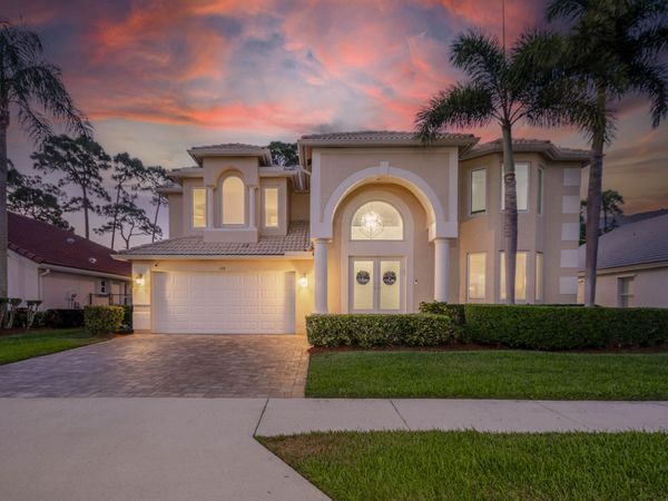 172 Bent Tree Drive, Palm Beach Gardens, FL 33418