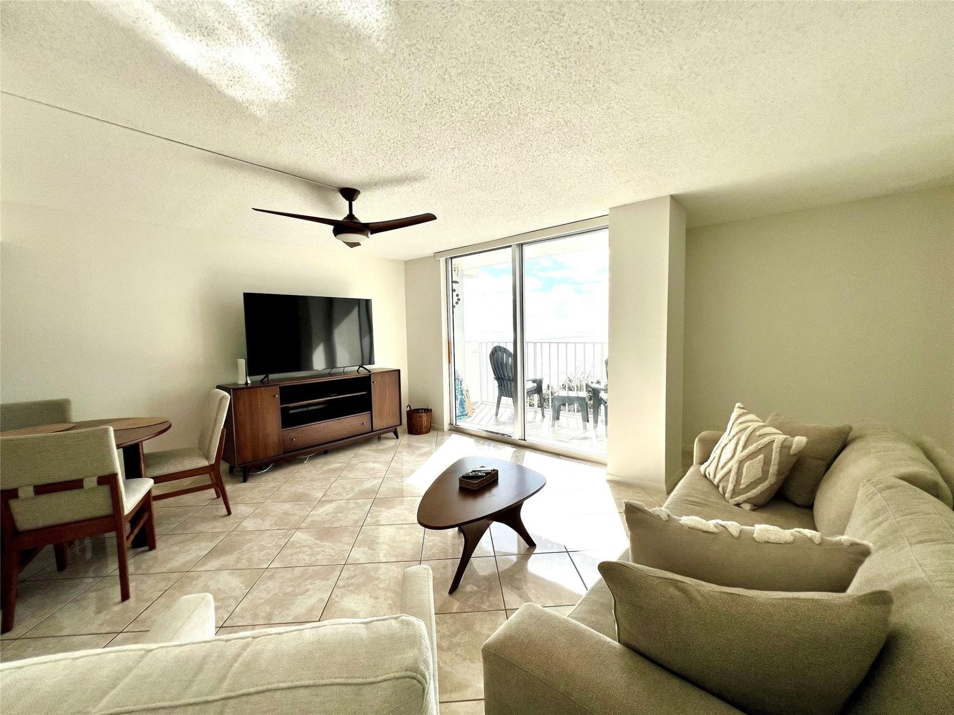111 Briny Avenue, Unit 1908, Pompano Beach, FL 33062 Photo