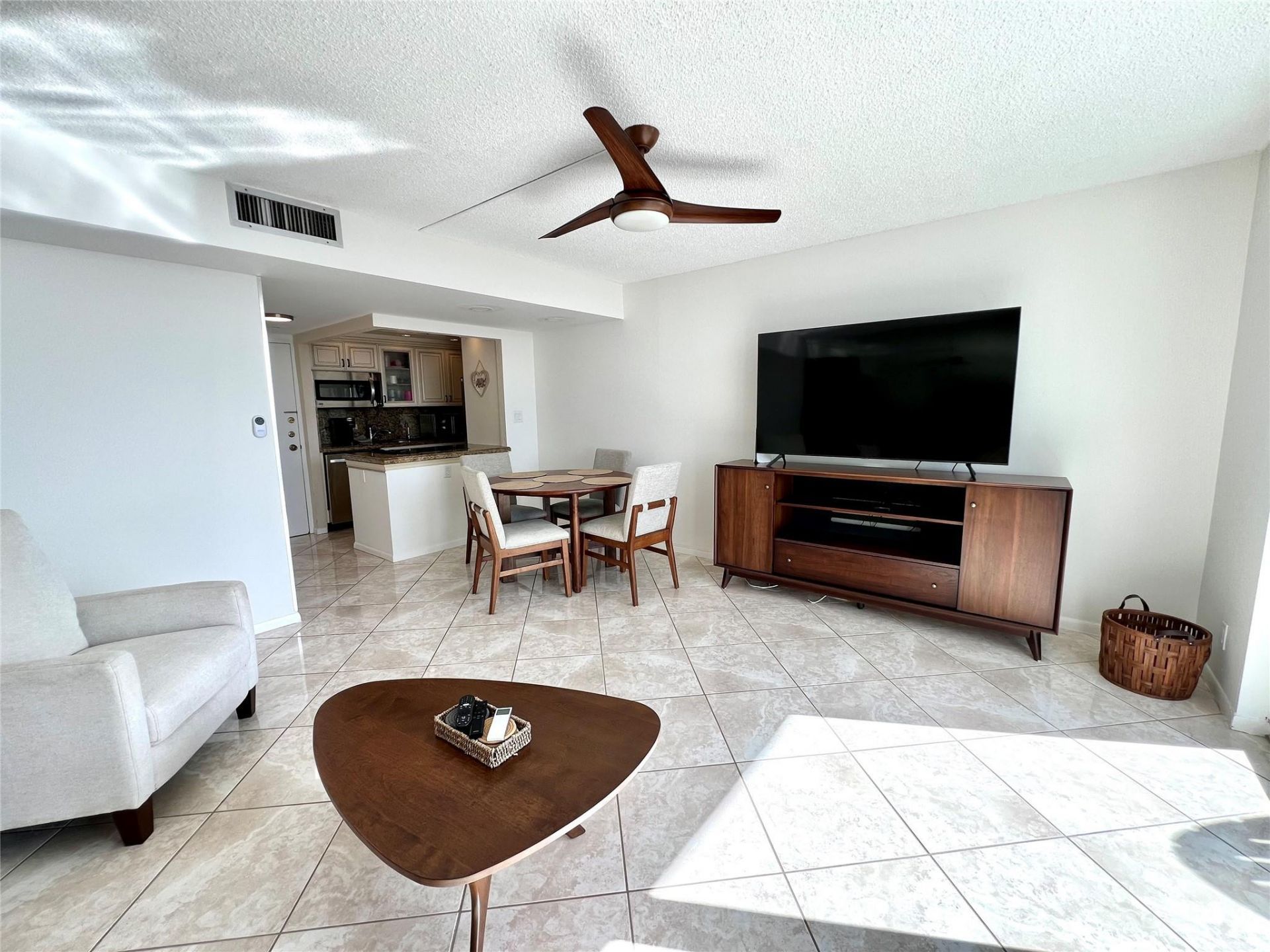 111 Briny Avenue, Unit 1908, Pompano Beach, FL 33062 Photo