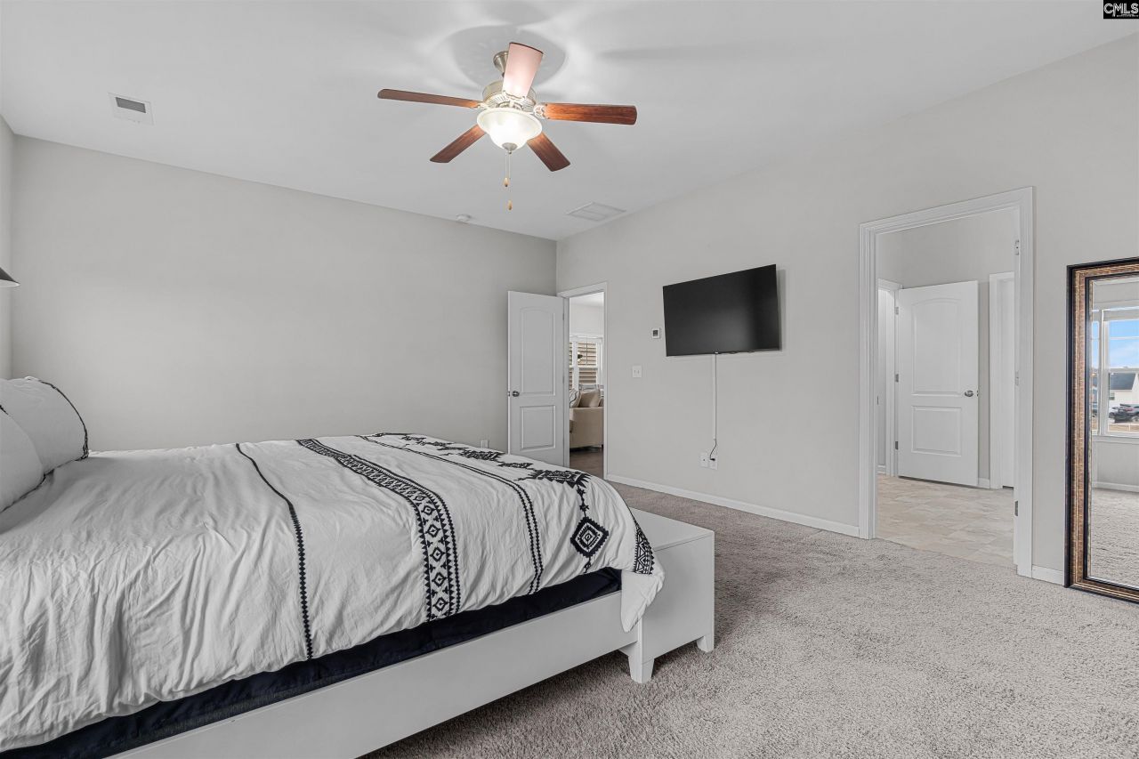 260 Liberty Ridge Drive Photo 13