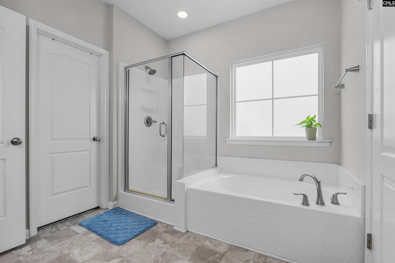 260 Liberty Ridge Drive Photo 15