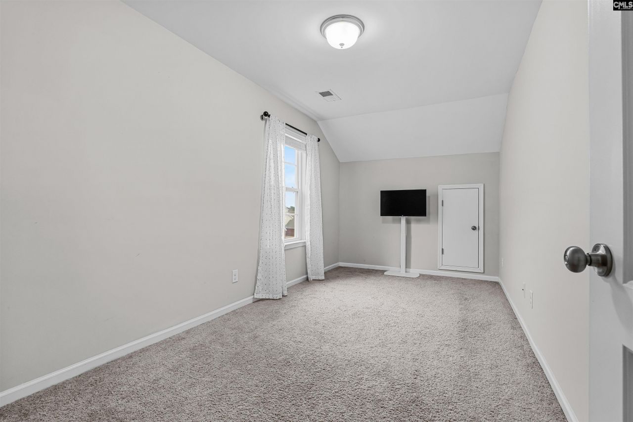 260 Liberty Ridge Drive Photo 19