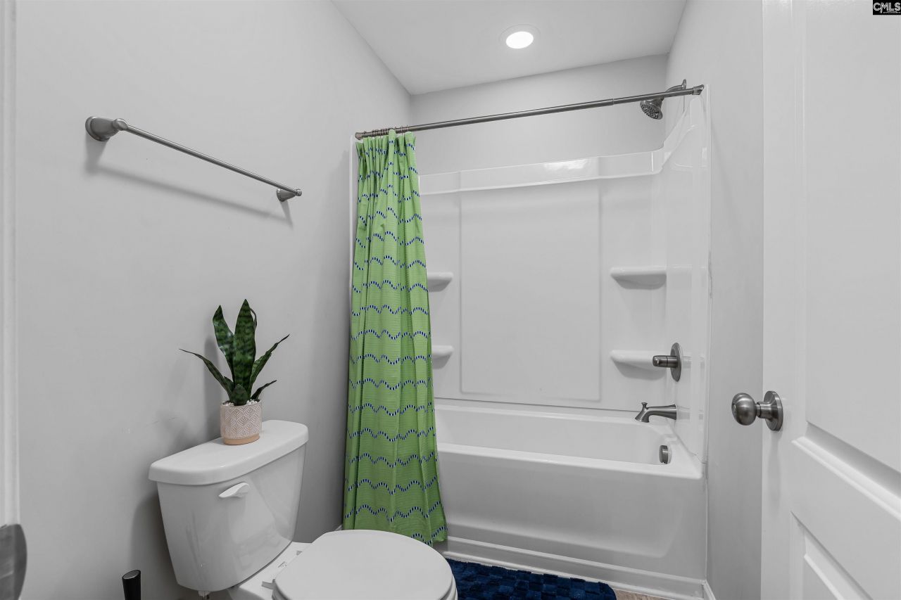 260 Liberty Ridge Drive Photo 21