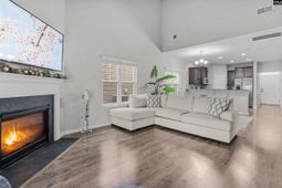 260 Liberty Ridge Drive photo 4