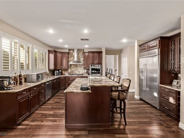 8162 Deer Clan Court, Las Vegas, NV 89131