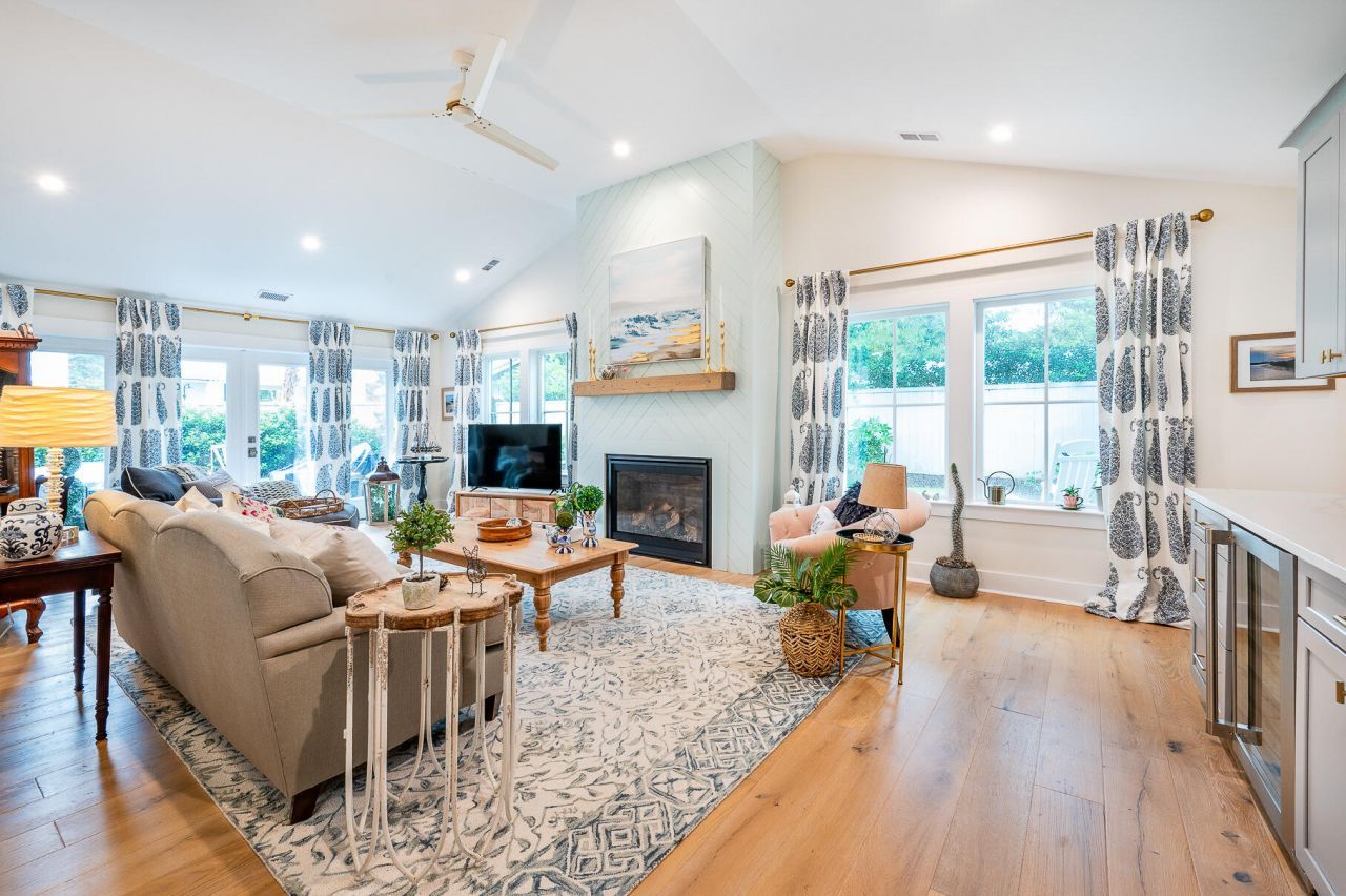 761 Atlantic Street Photo 15