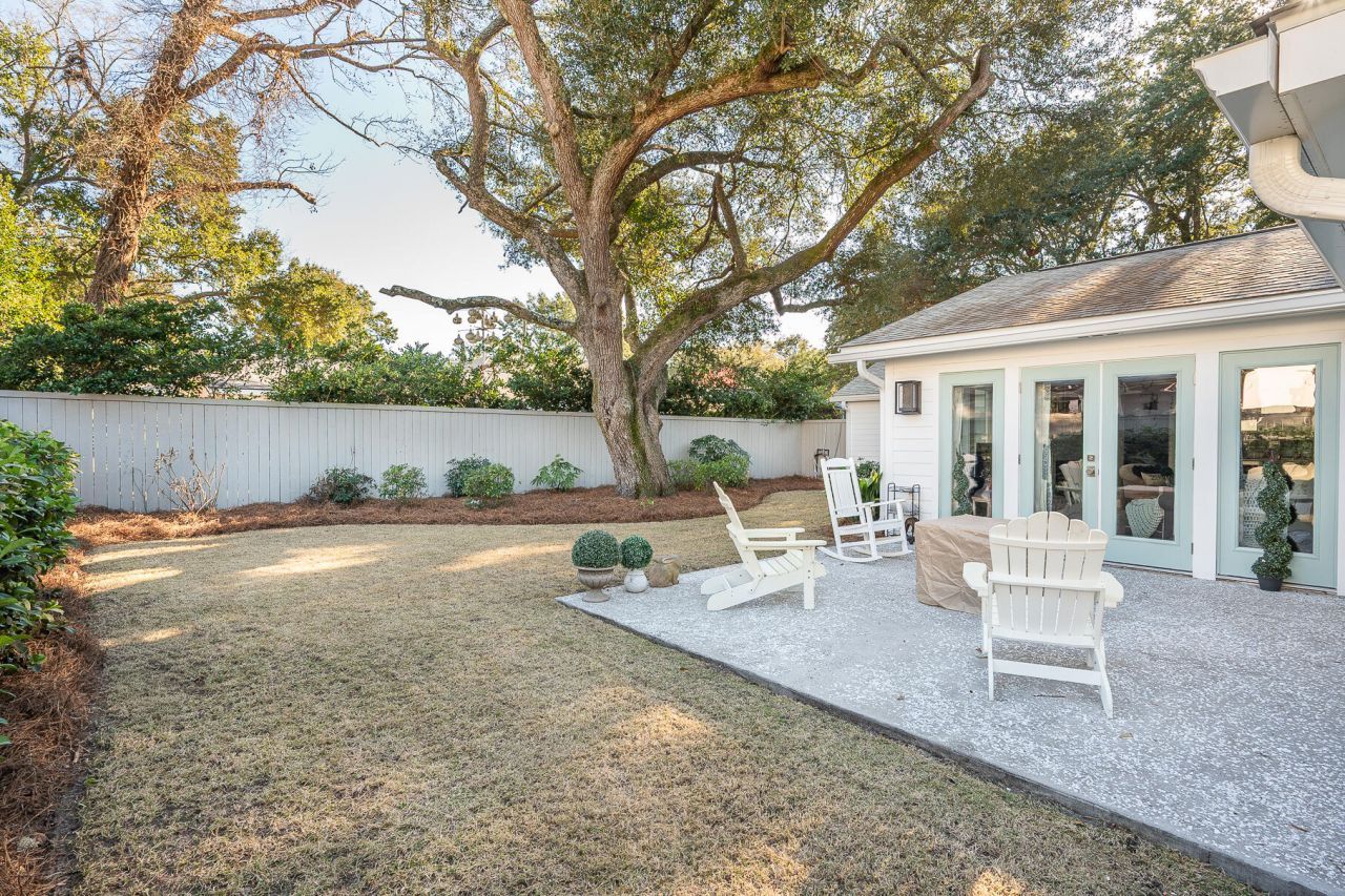 761 Atlantic Street Photo 41