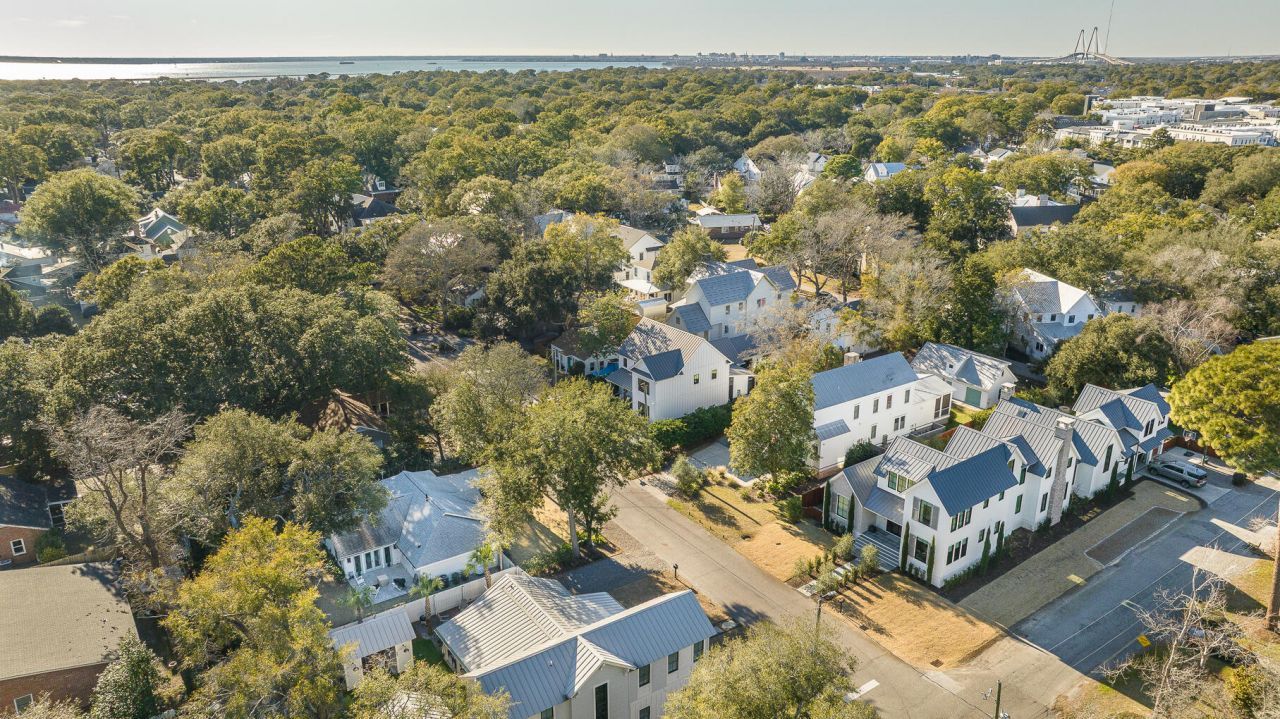 761 Atlantic Street Photo 47