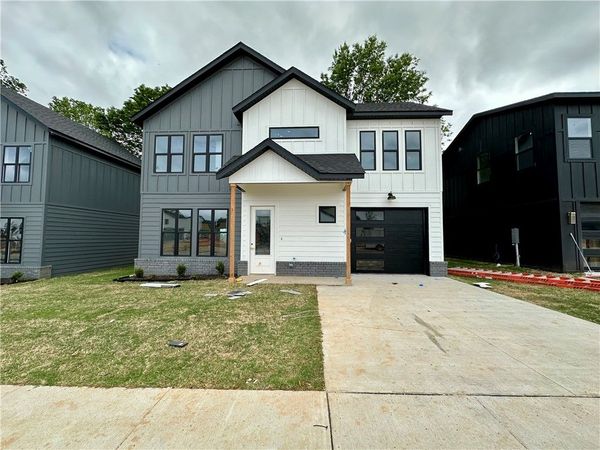 2616 W Berkley Avenue, Rogers, AR 72758