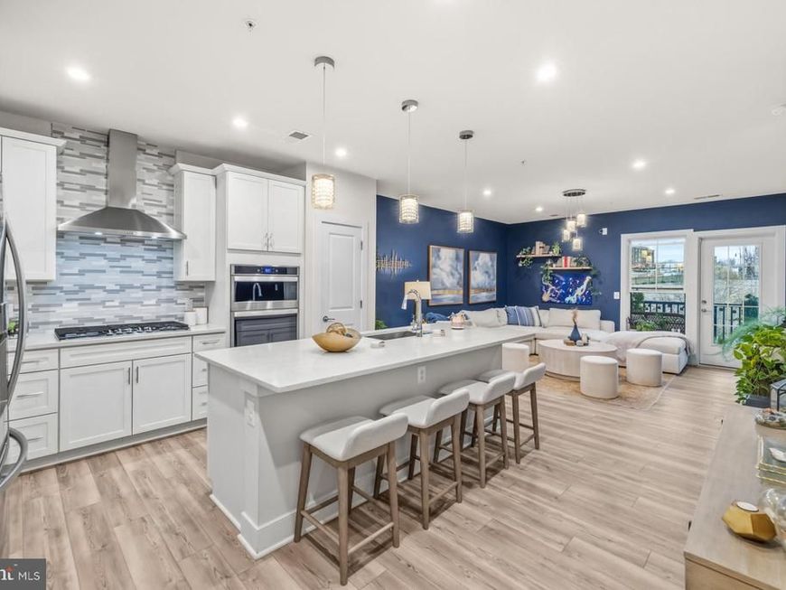 102 Saint Ives Place, Unit 404, Oxon Hill, MD 20745 Main Photo