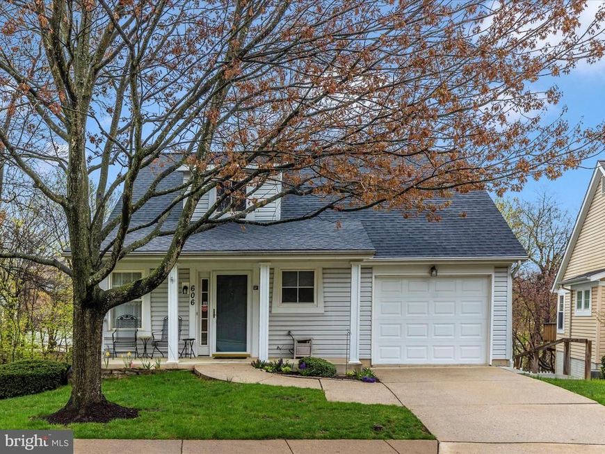 606 Merridale Boulevard, Mount Airy, MD 21771 Main Photo