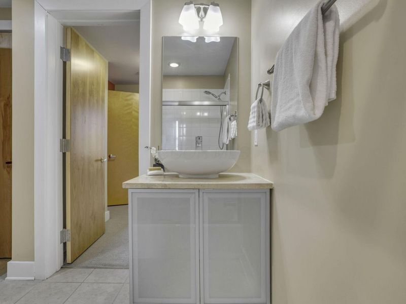 150 E Main Street, Unit 605, Columbus, OH 43215 Photo 16