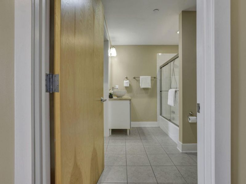 150 E Main Street, Unit 605, Columbus, OH 43215 Photo 19