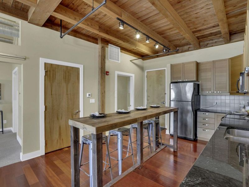 150 E Main Street, Unit 605, Columbus, OH 43215 Photo 5