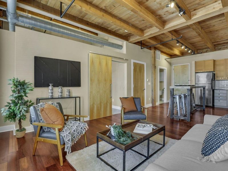 150 E Main Street, Unit 605, Columbus, OH 43215 Photo 7