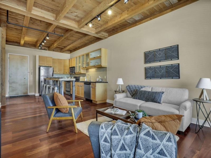 150 E Main Street, Unit 605, Columbus, OH 43215 Photo 8