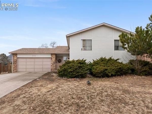 3750 Trail Rock Place, Colorado Springs, CO 80906