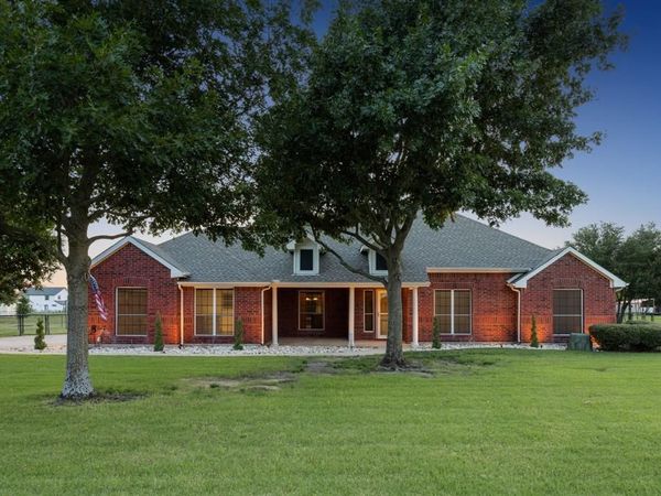 700 Lake Vista Lane, Lavon, TX 75166