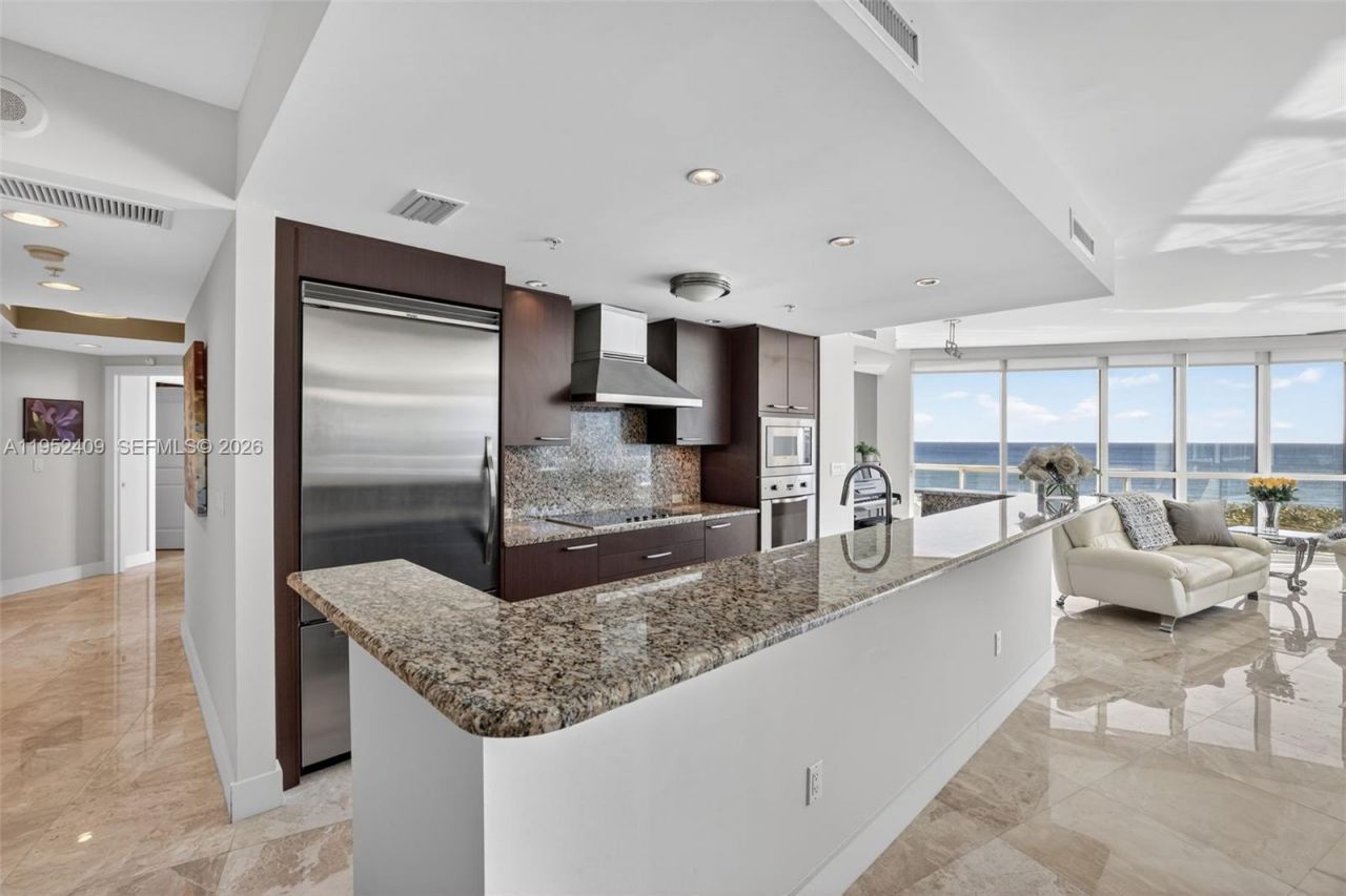 1 N Ocean Blvd , Unit 806, Pompano Beach, FL 33062 Photo