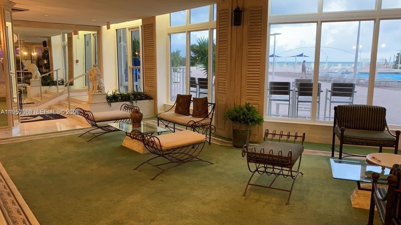 3180 S Ocean Dr, Unit 318, Hallandale Beach, FL 33009 Photo