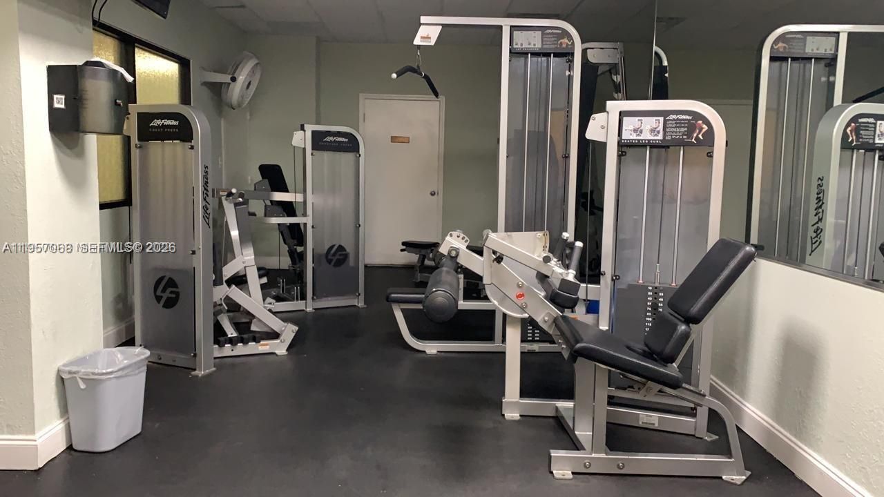 3180 S Ocean Dr, Unit 318, Hallandale Beach, FL 33009 Photo