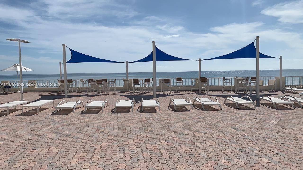 3180 S Ocean Dr, Unit 318, Hallandale Beach, FL 33009 Photo