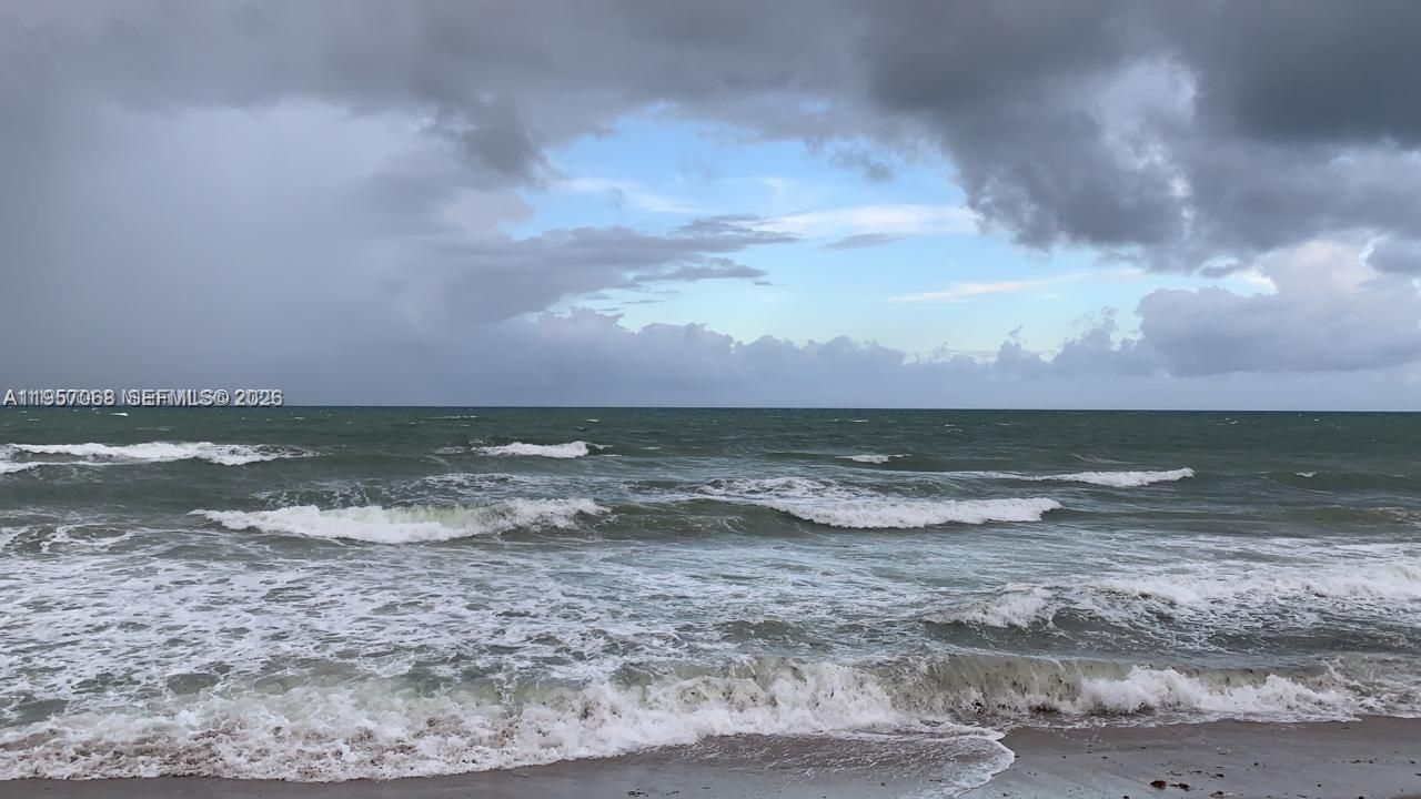 3180 S Ocean Dr, Unit 318, Hallandale Beach, FL 33009 Photo