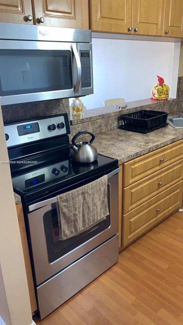 3180 S Ocean Dr, Unit 318, Hallandale Beach, FL 33009 Photo