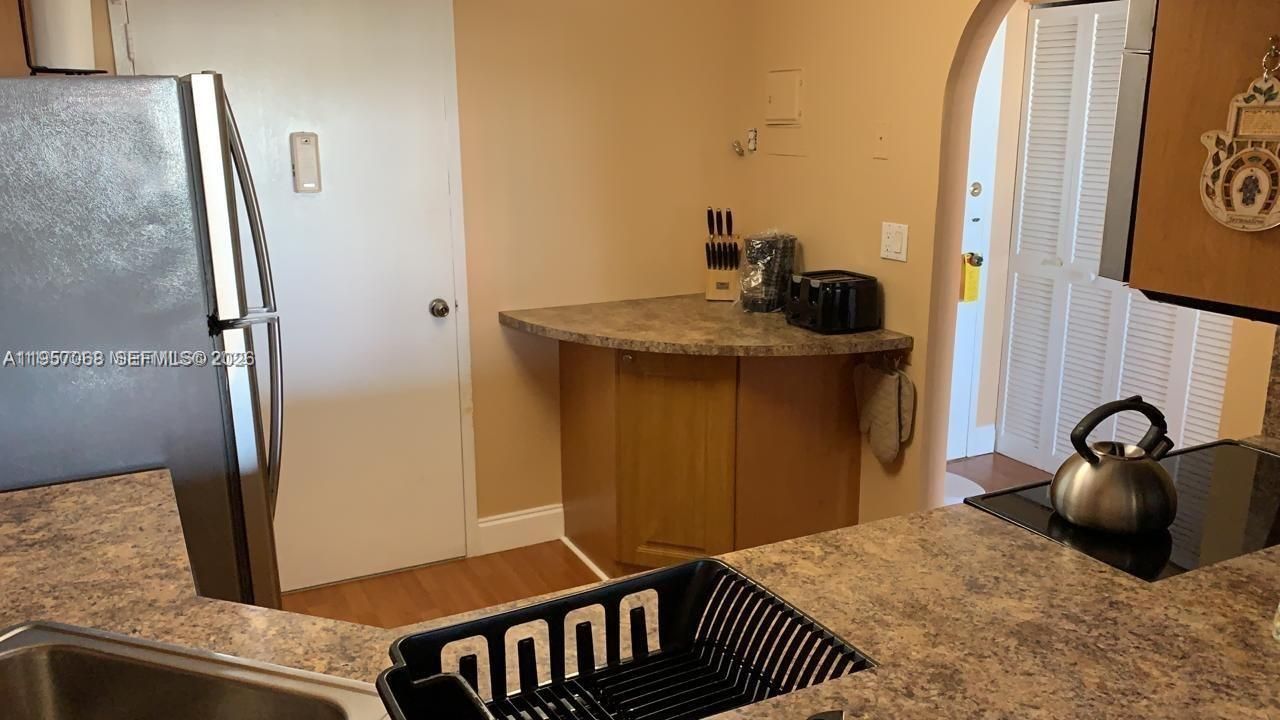 3180 S Ocean Dr, Unit 318, Hallandale Beach, FL 33009 Photo