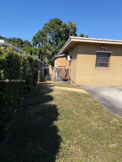 4441 NW 179th St, Miami Gardens, FL 33055 Photo