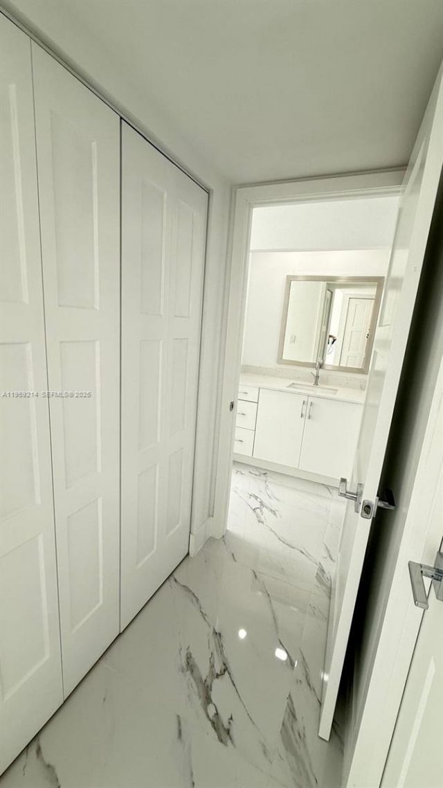 16850 S Glades Dr, Unit 4J, North Miami Beach, FL 33162 Photo
