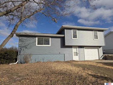 2700 Ella Street, Beatrice, NE 68310