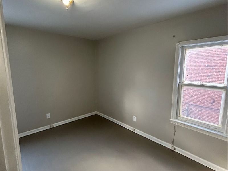 796 Eddy Road, Cleveland, OH 44108 Photo 11