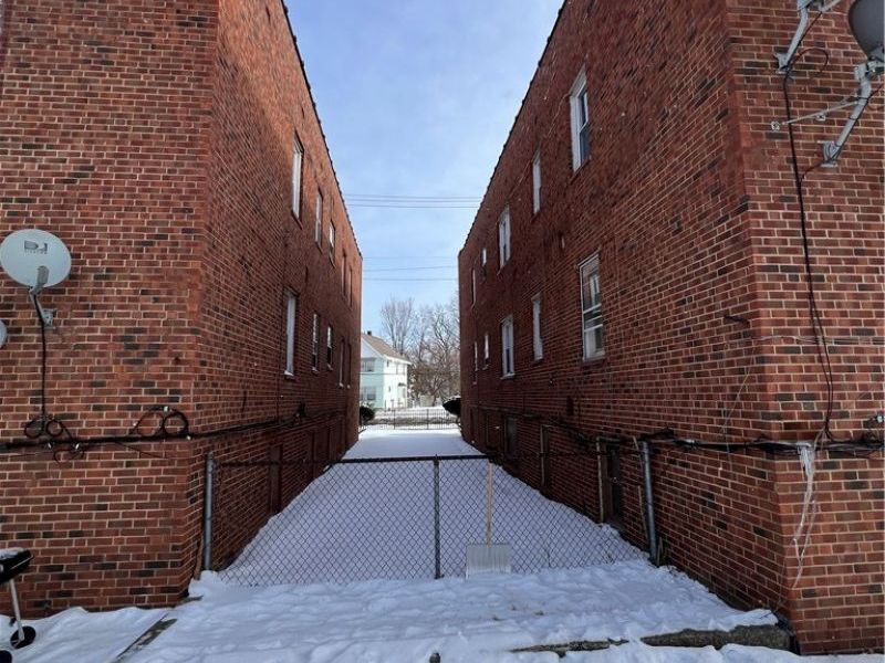 796 Eddy Road, Cleveland, OH 44108 Photo 26