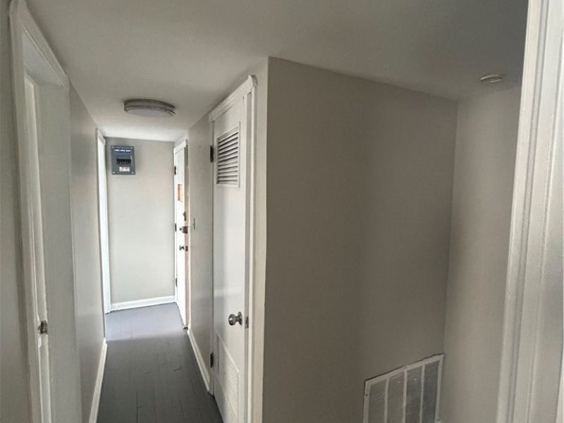 796 Eddy Road, Cleveland, OH 44108 Photo 9