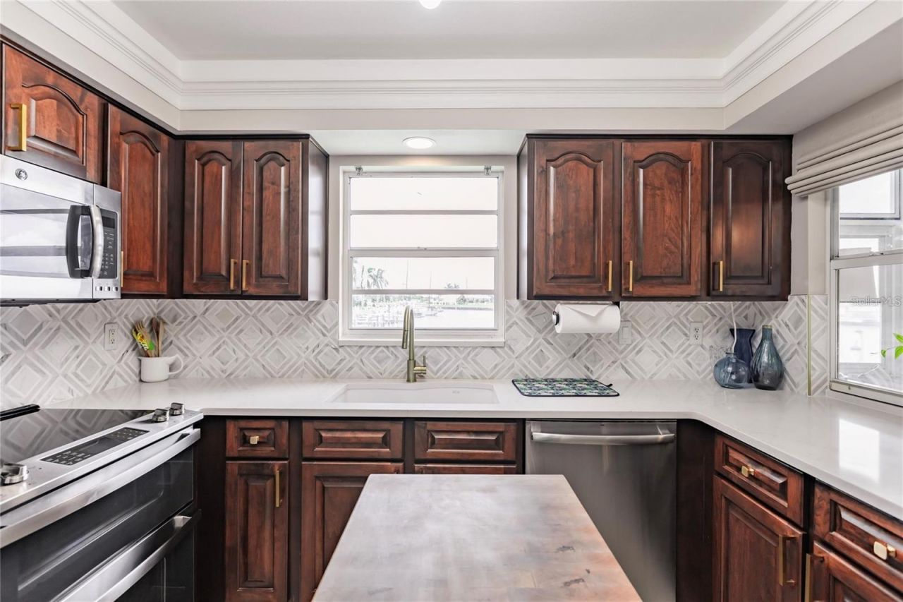 3640 Bal Harbor Boulevard, Unit 212, Punta Gorda, FL 33950 Photo