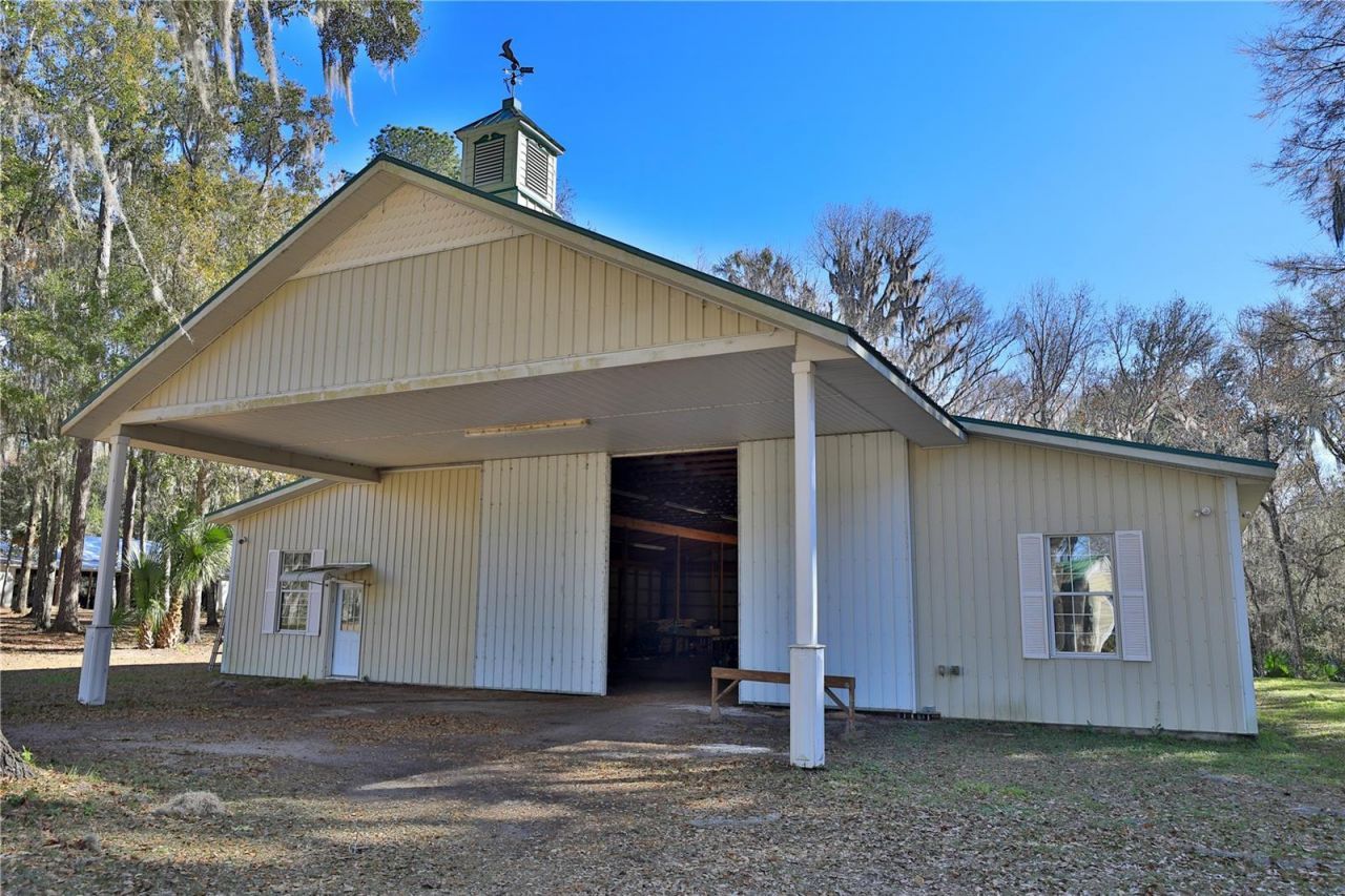 15551 NW Highway 225, Reddick, FL 32686 Photo