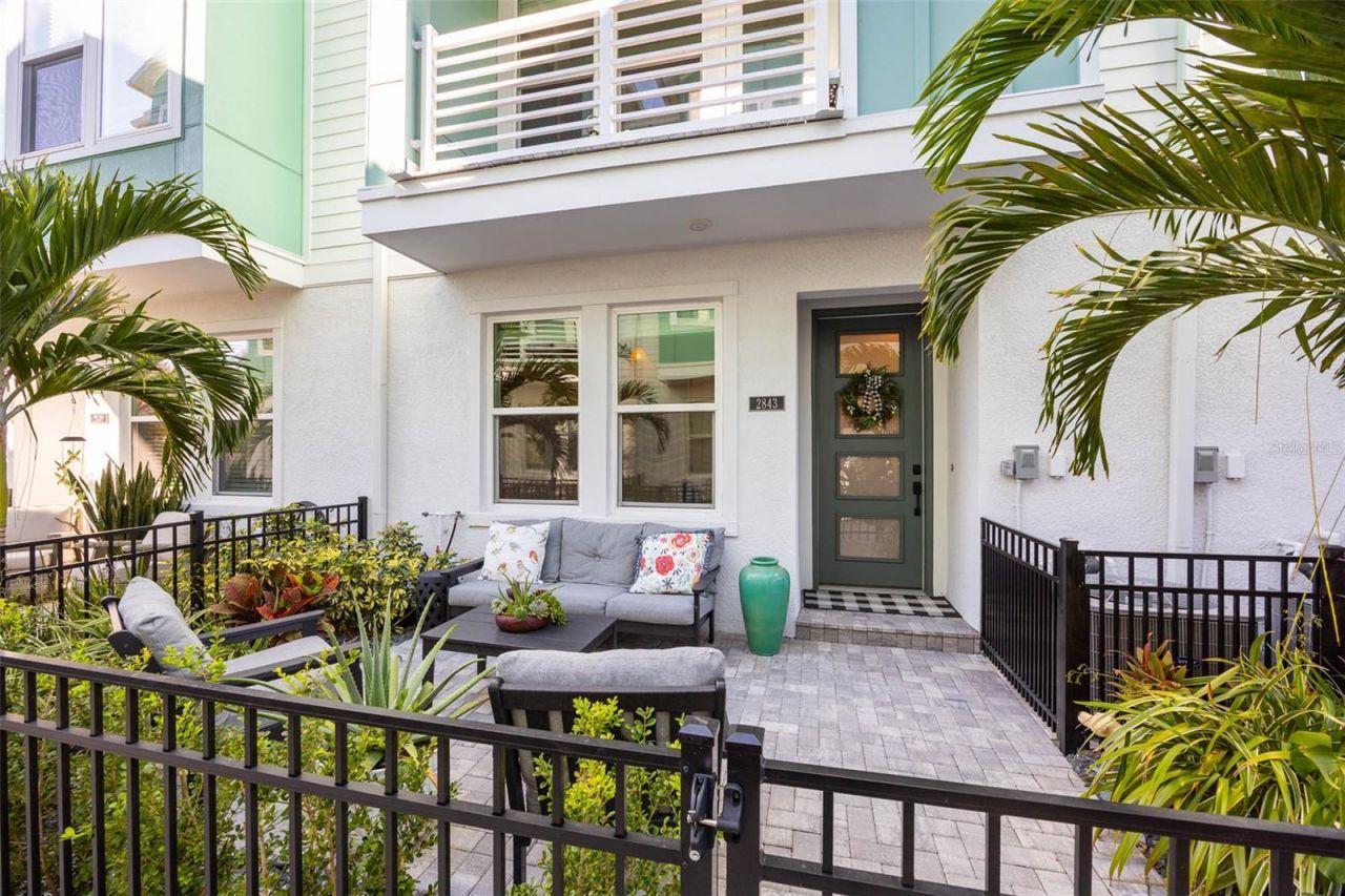 2843 1st Avenue S, Saint Petersburg, FL 33712 Photo